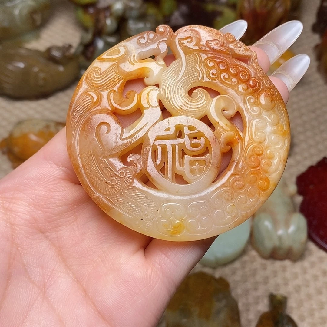 未镶嵌蛇纹石玉颈饰