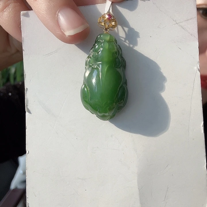 和田玉18K金镶嵌颈饰倩