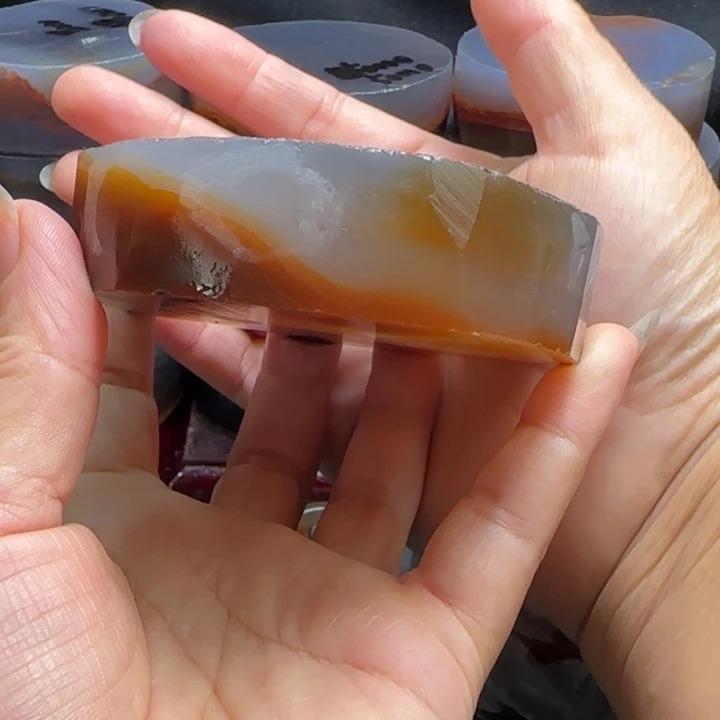 绿***海定制玛瑙手镯定制