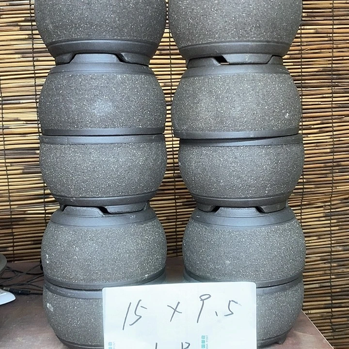 花盆紫砂我在外面