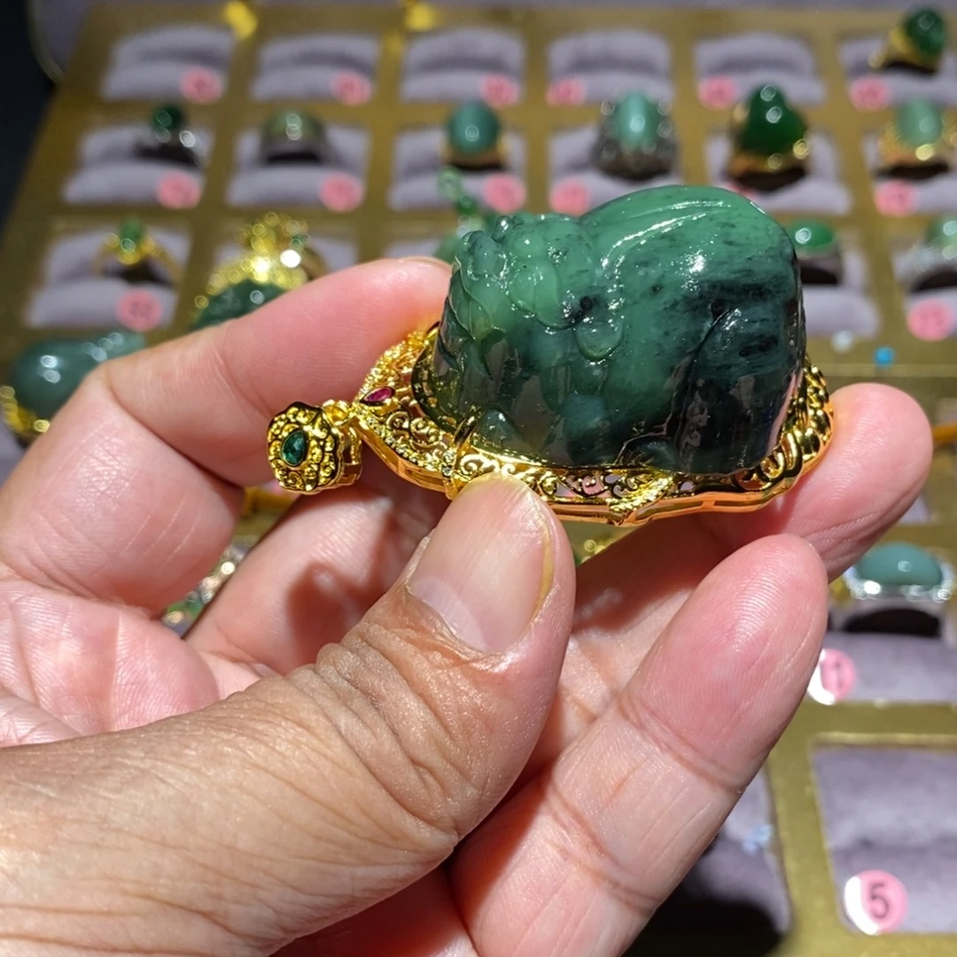 阿***丶未镶嵌戒指和田玉（碧玉）