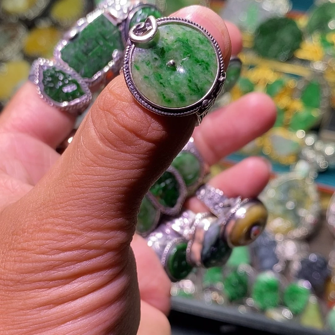 无非金属开播福利不退不换