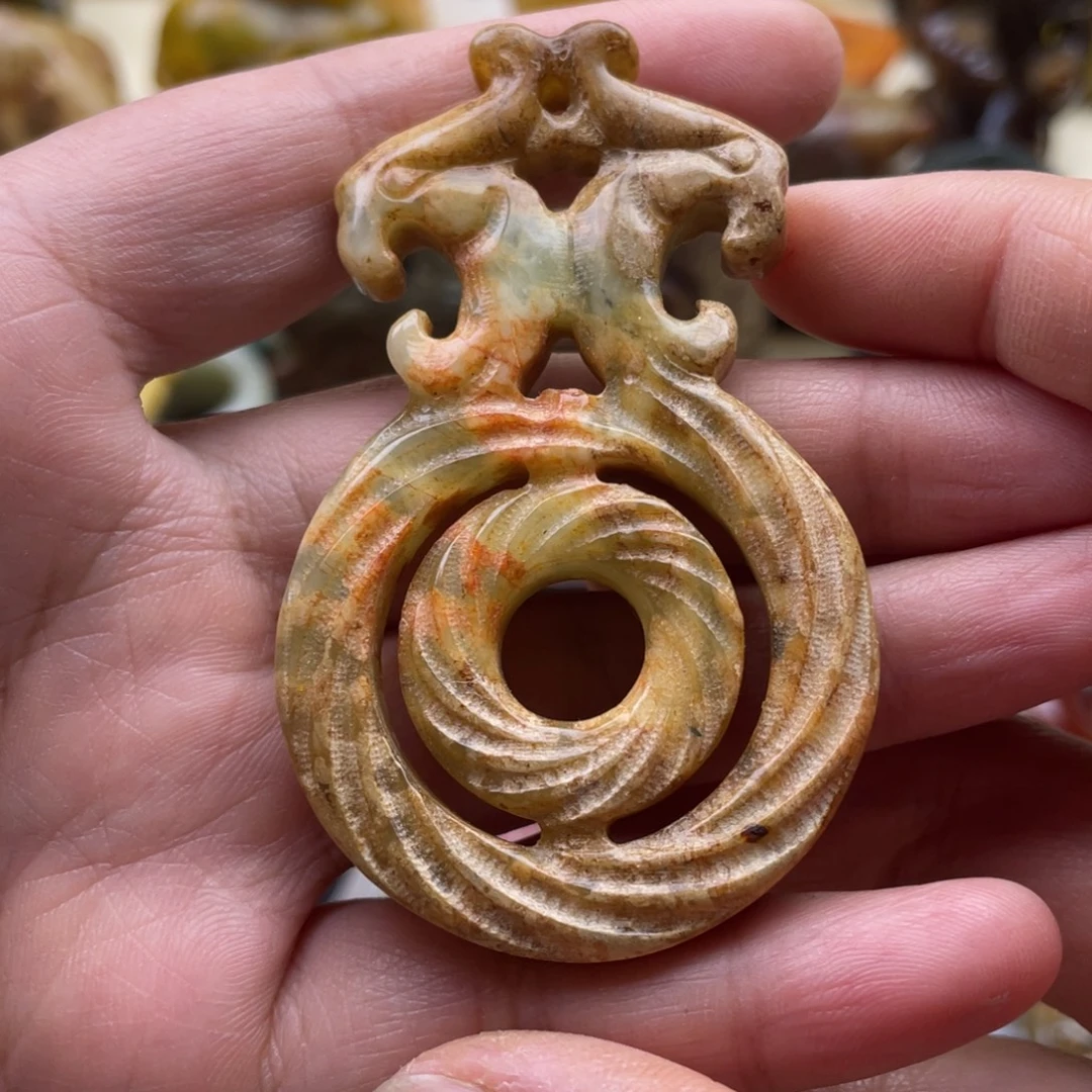 未镶嵌蛇纹石玉颈饰9