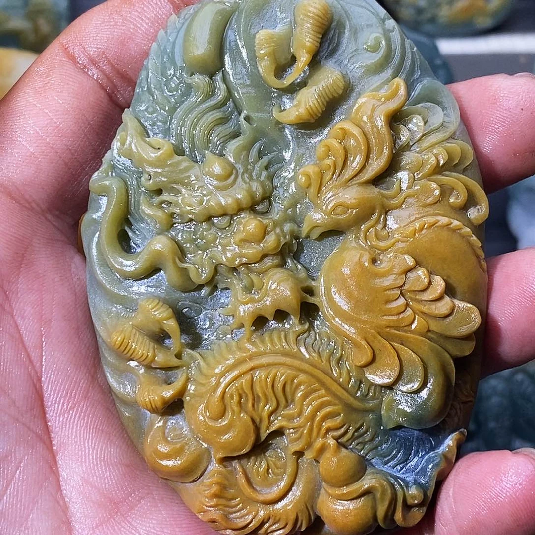 早***点未镶嵌定制翡翠高货 抛光5天