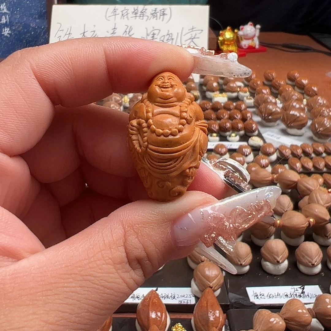 吊坠橄榄核橄榄核雕刻手工艺品