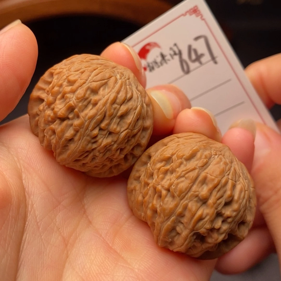 把件文玩核桃647号35绣球全品