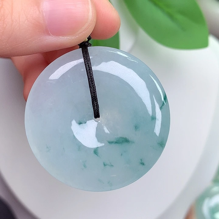 翡翠未镶嵌颈饰平安扣 40-6.0mm