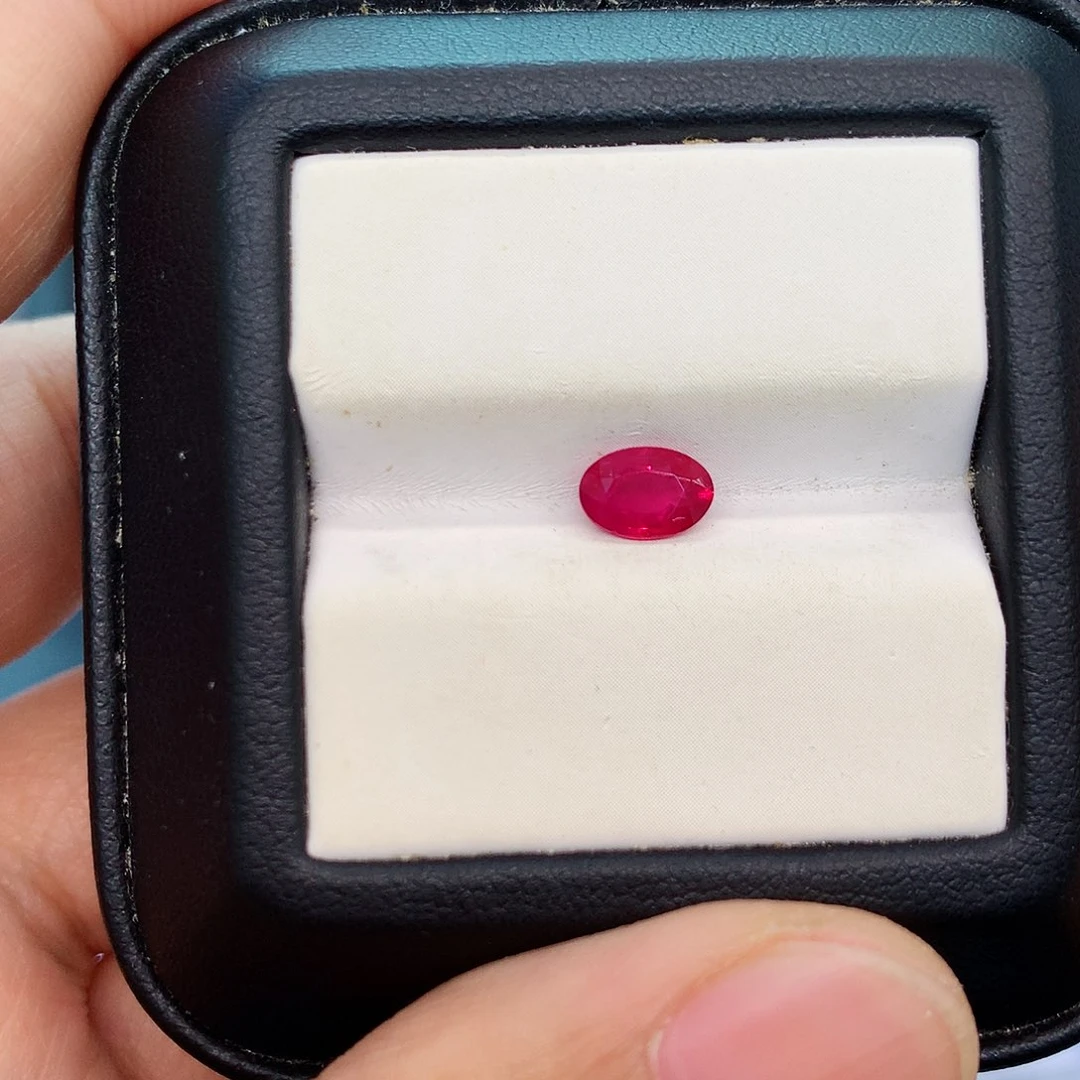 红宝石裸石未镶嵌83分缅甸鸽血