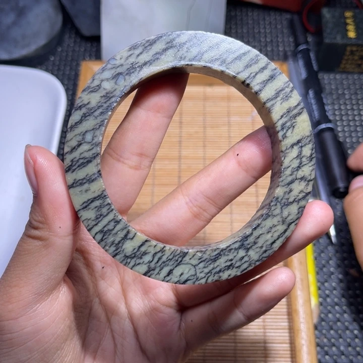 未镶嵌和田玉珠宝半成品