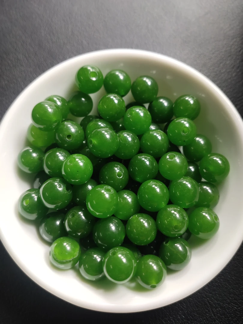 天然散珠W39菠菜绿8mm*30颗