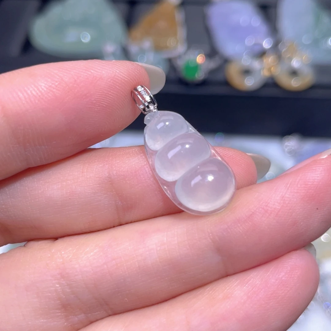 颈饰18K金镶嵌翡翠翡翠