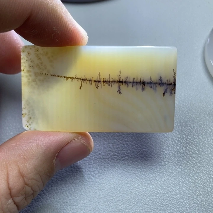 玛瑙/玉髓颈饰未镶嵌幸**星