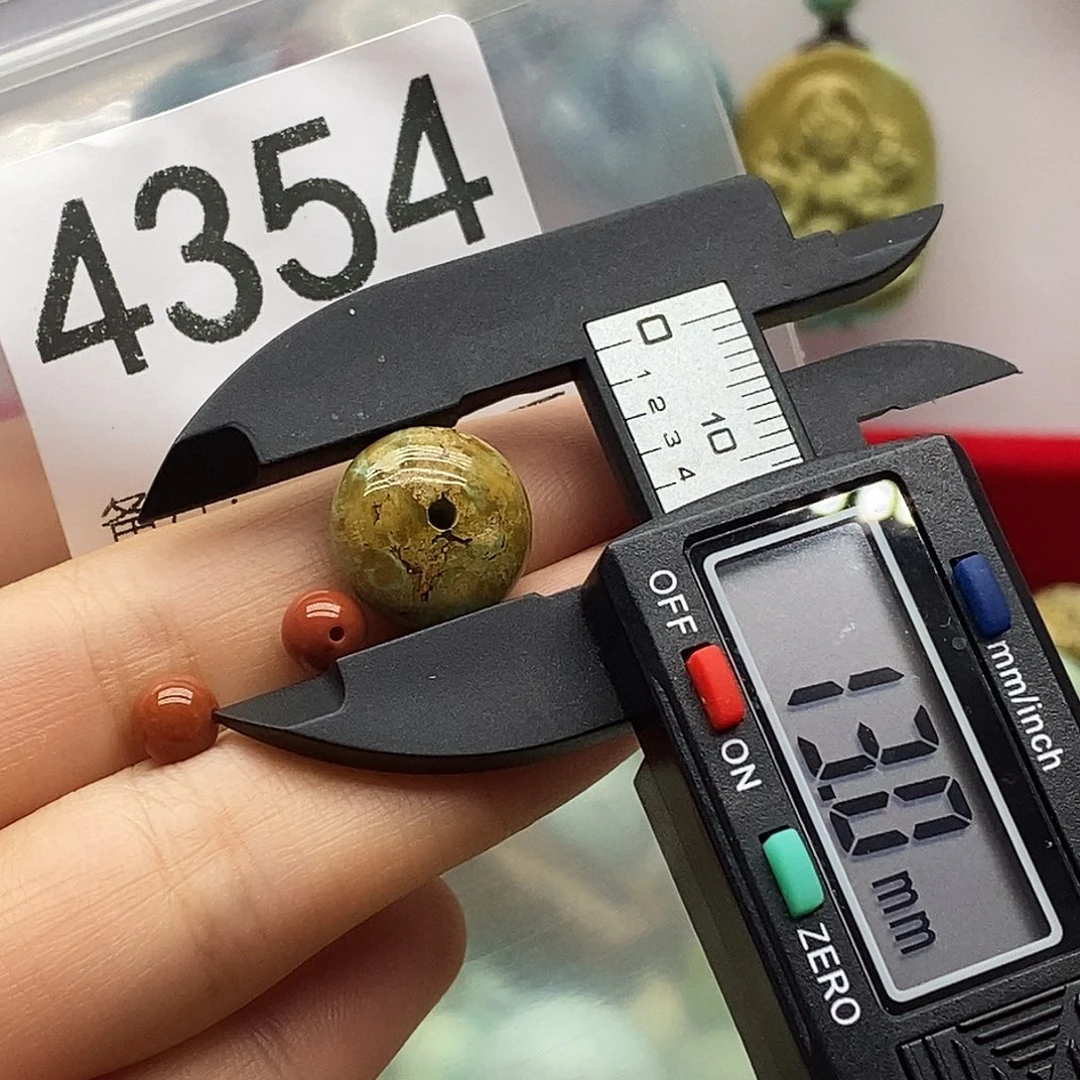 南红玛瑙未镶嵌颈饰