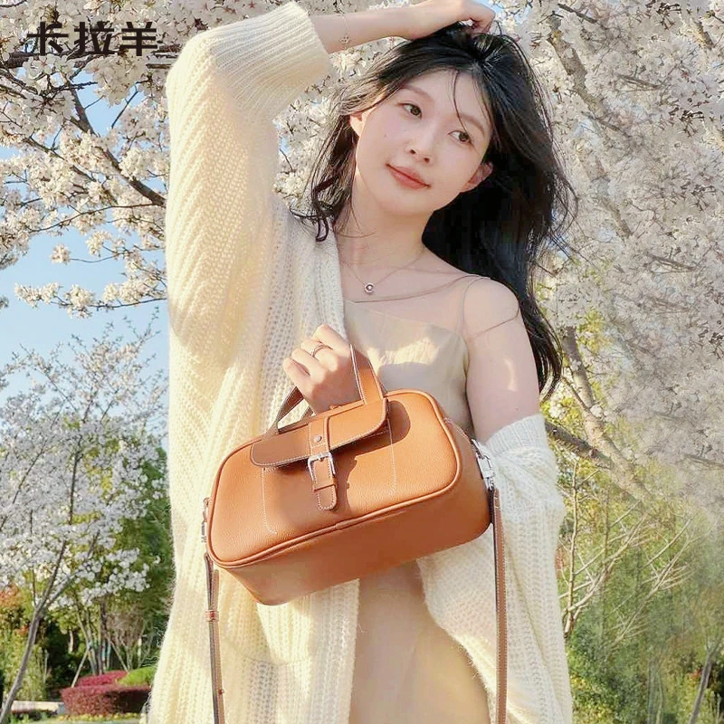 【粉丝共创枕头包】卡拉羊高级百搭斜跨女包时尚波士顿单肩包CX4029