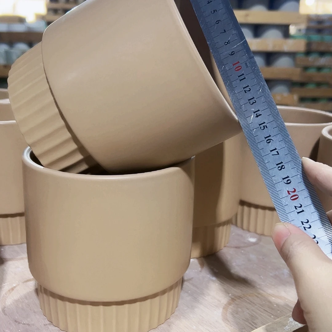 尾单陶瓷花盆凑单10米包邮