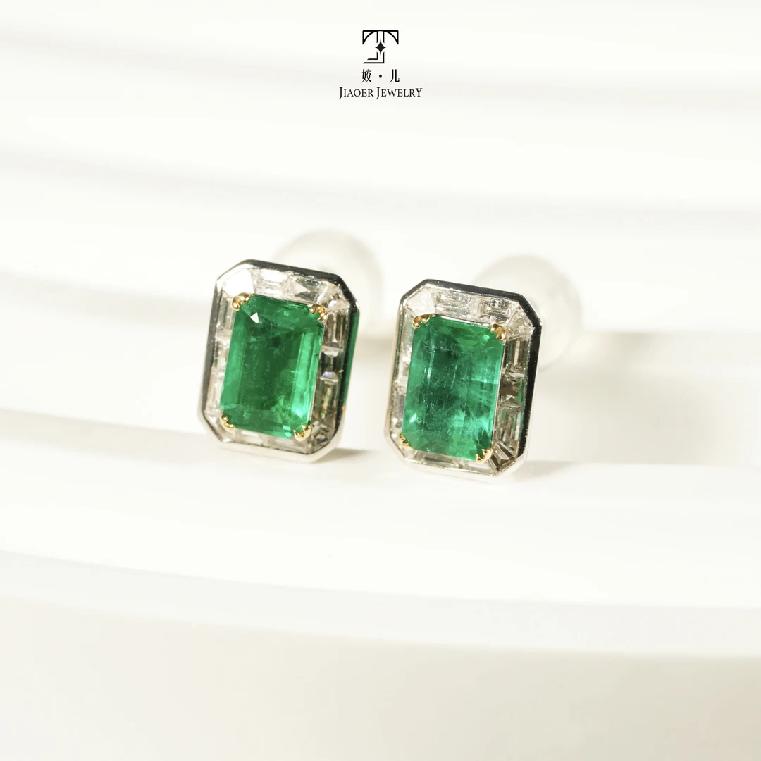 【姣儿珠宝】18K金1.06ct祖母绿钻石耳钉百搭简约精致带GRC大证