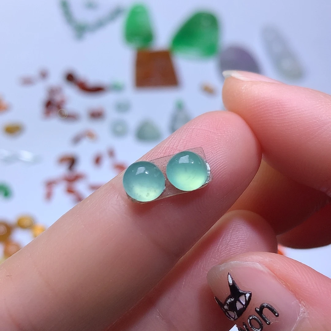 翡翠未镶嵌颈饰耳钉