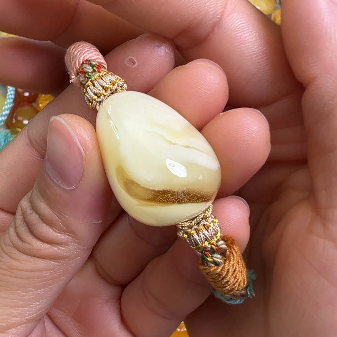 未镶嵌蜜蜡裸石蜜蜡