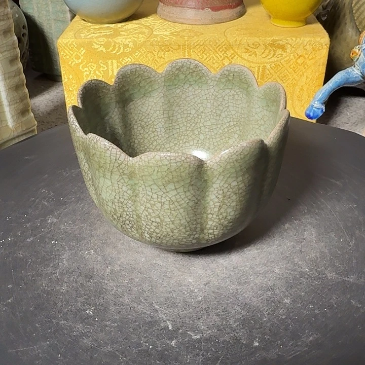瓷片瓷碗器型美观大方