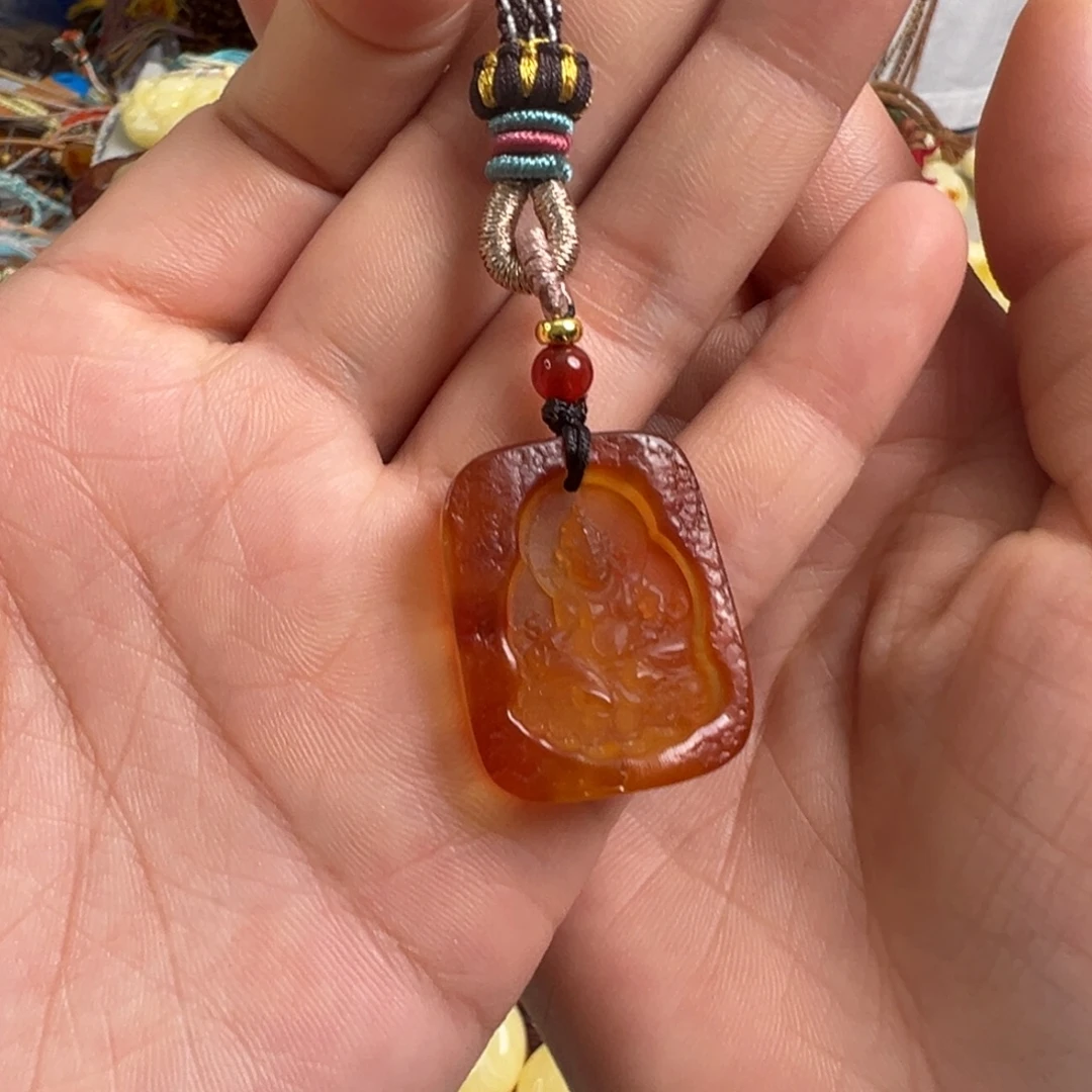 琥珀未镶嵌裸石琥珀