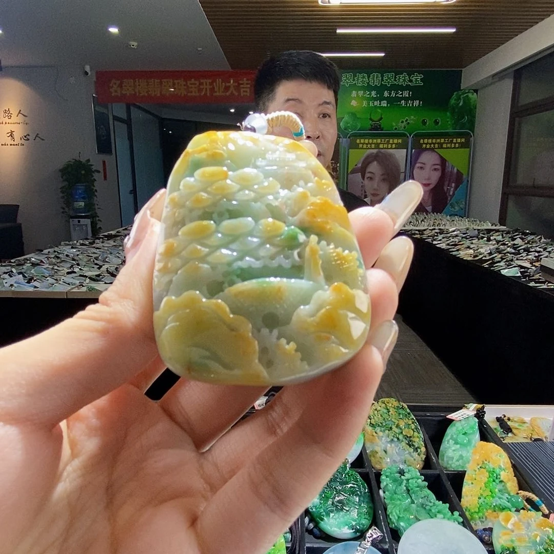 颈饰未镶嵌翡翠翡翠