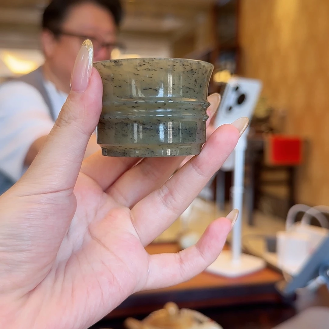 和田玉杯未镶嵌玉杯新疆和田玉的玉杯