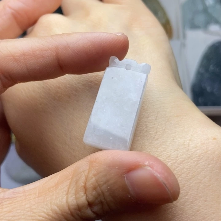 翡翠未镶嵌挂件翡翠