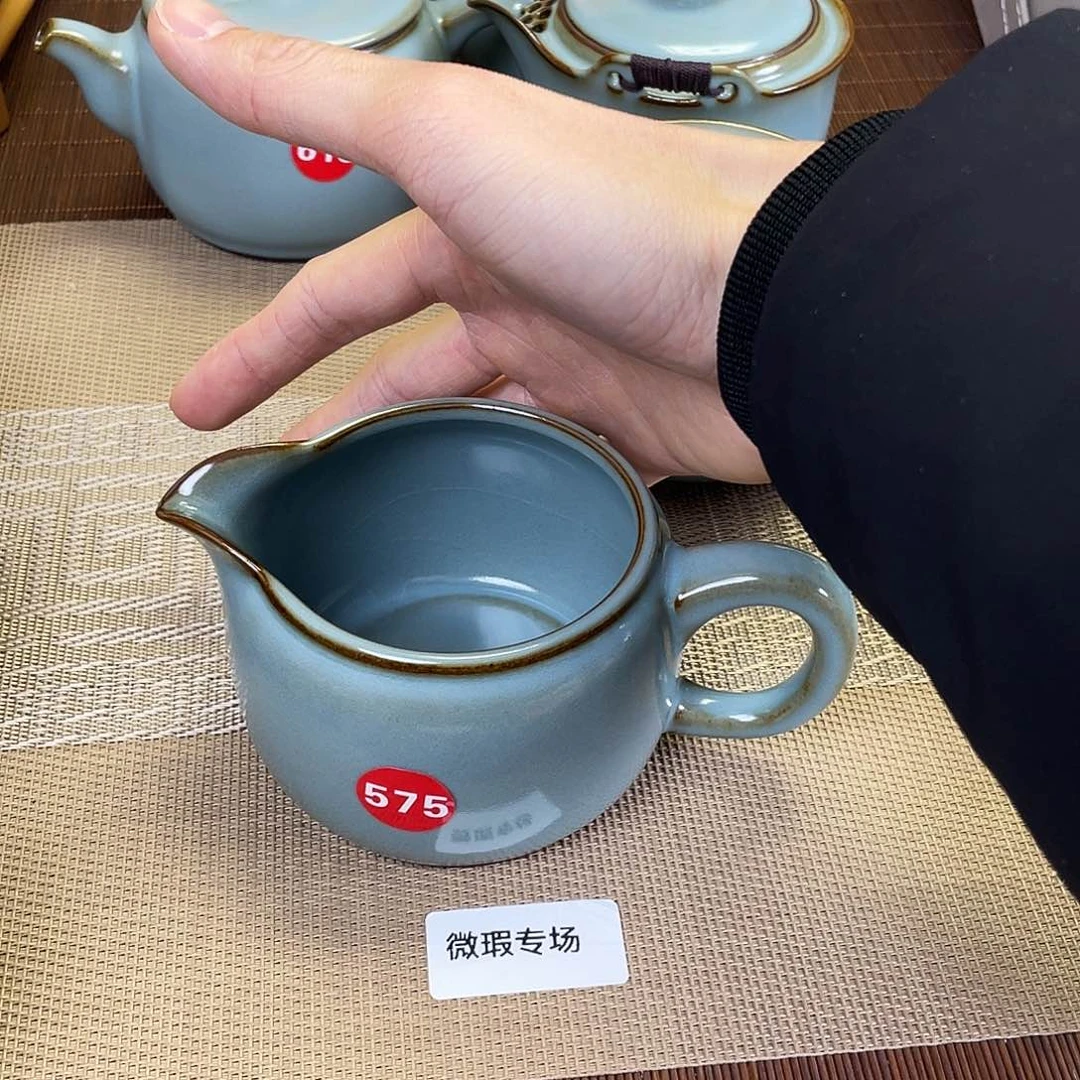 瓷片。。。。。。。。。。。。。。。