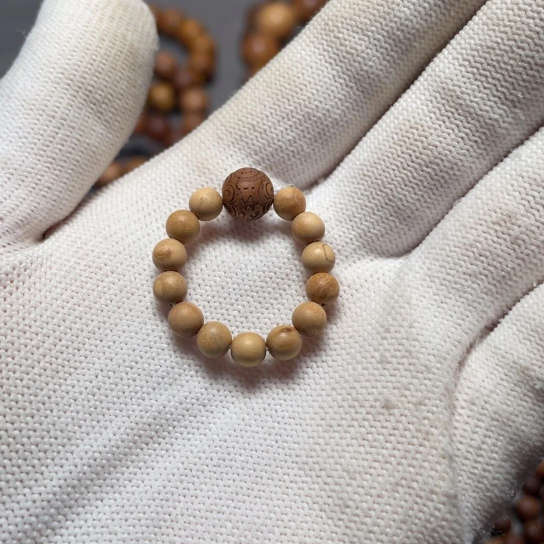 檀香木其他老山檀香小戒指