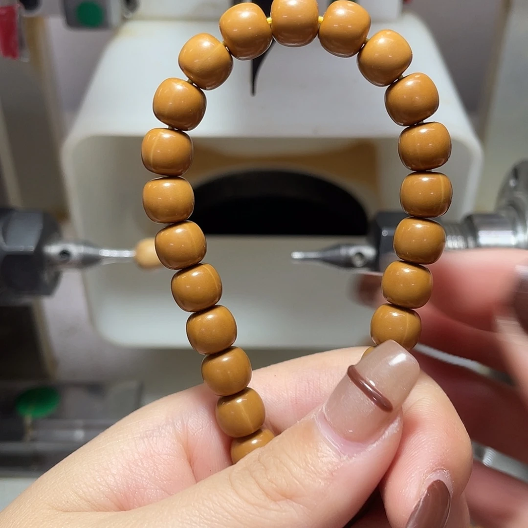 阿***布吊坠猴头核桃原皮原色