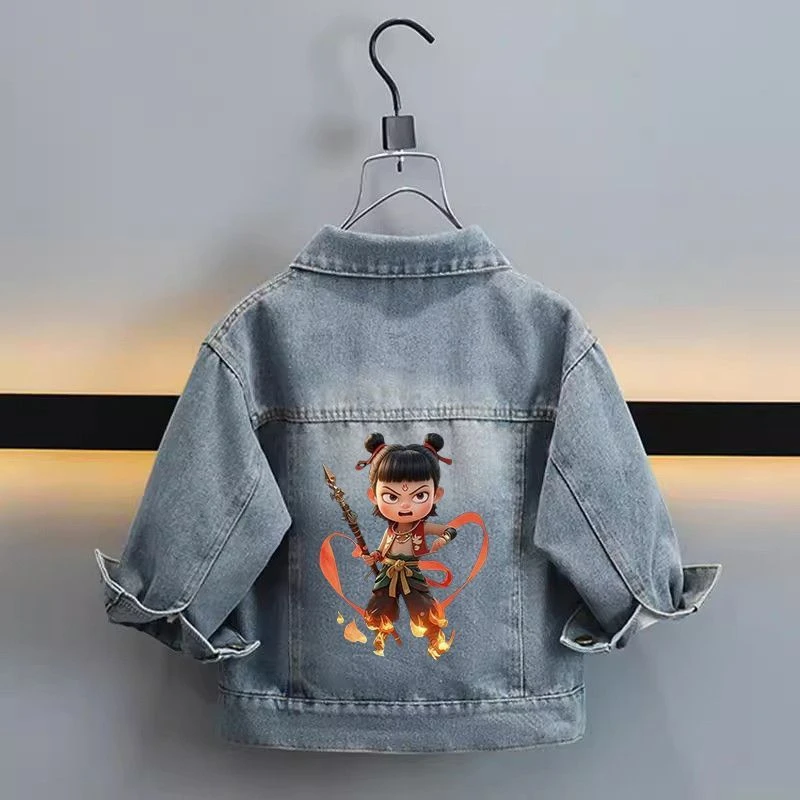 哪吒春装男童牛仔外套2025新款帅气男孩牛仔衬衫儿童春秋外穿