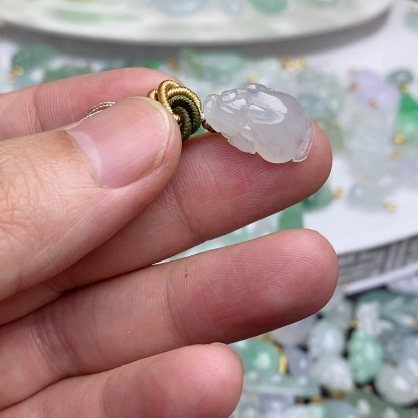 【闪购商品】翡翠吊坠(不含链)未镶嵌金蟾