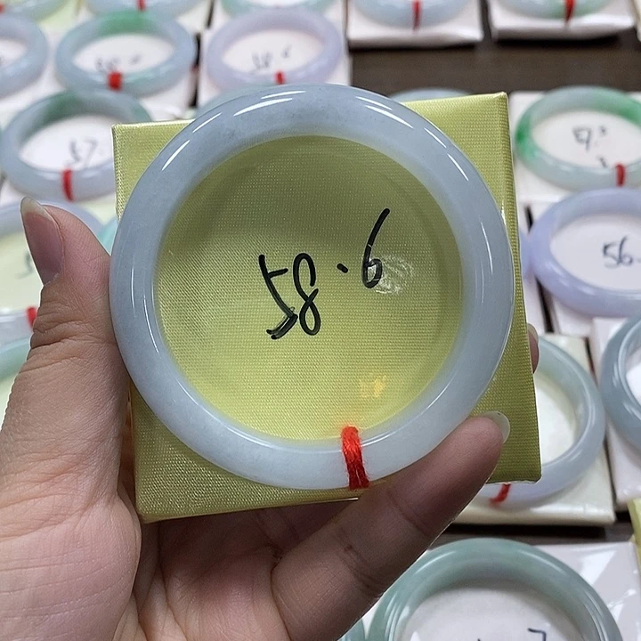 羽毛非金属时尚饰品手镯