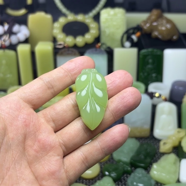 【闪购商品】和田玉未镶嵌颈饰