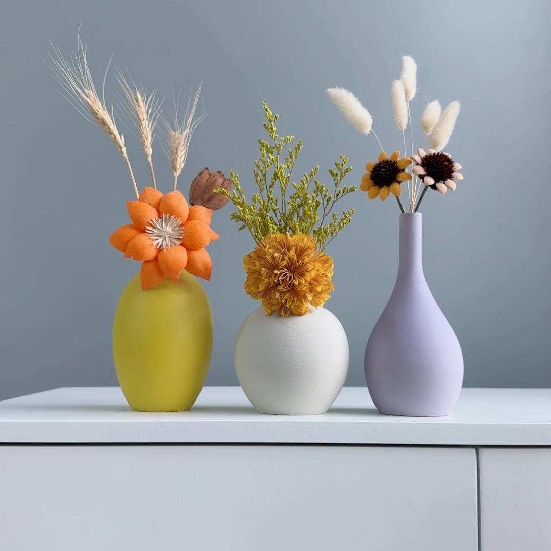 摆件陶瓷小花瓶摆件含花总高约20-30cm