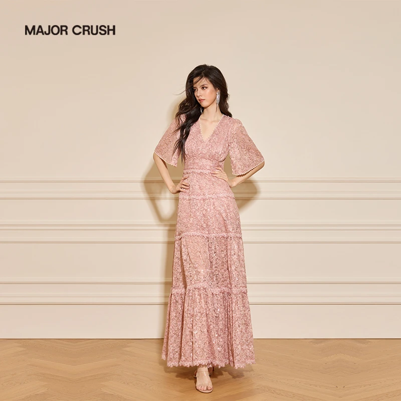 MAJOR CRUSH早秋新款气质显瘦落樱粉蕾丝大摆连衣裙蕾丝长裙6875