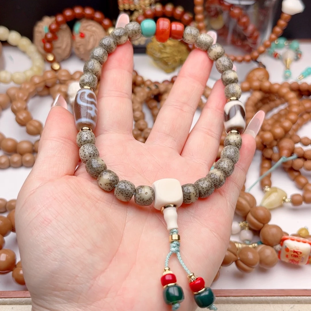 宇***哥猴头核桃手串三通