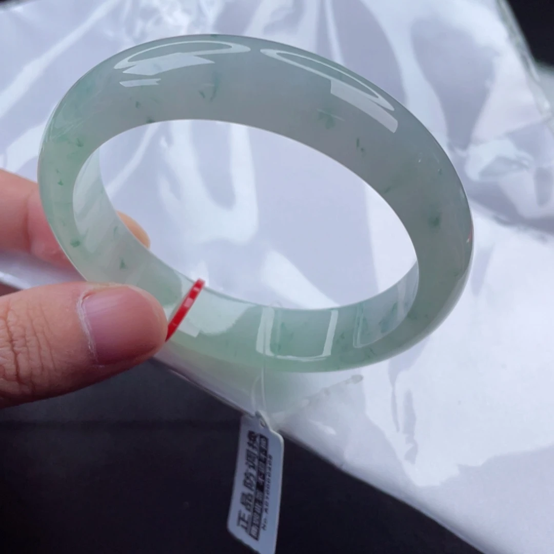 翡翠手镯未镶嵌正圈58