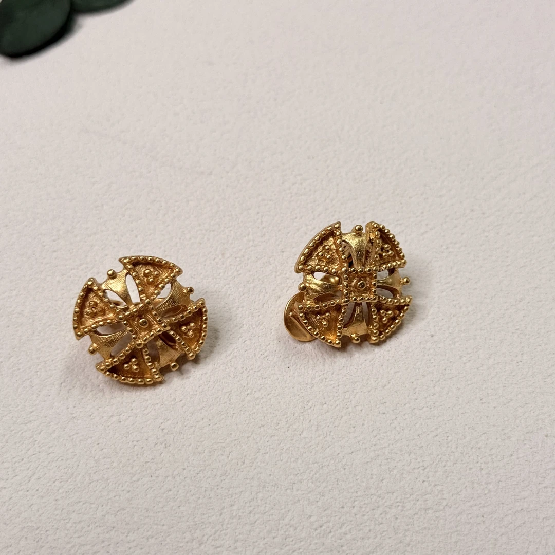 铜合金耳饰 【六六中古】孤品复古耳夹ap7244