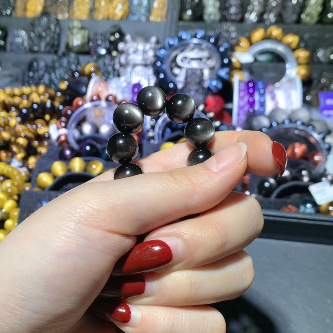 艾***尔黑曜岩未镶嵌手链