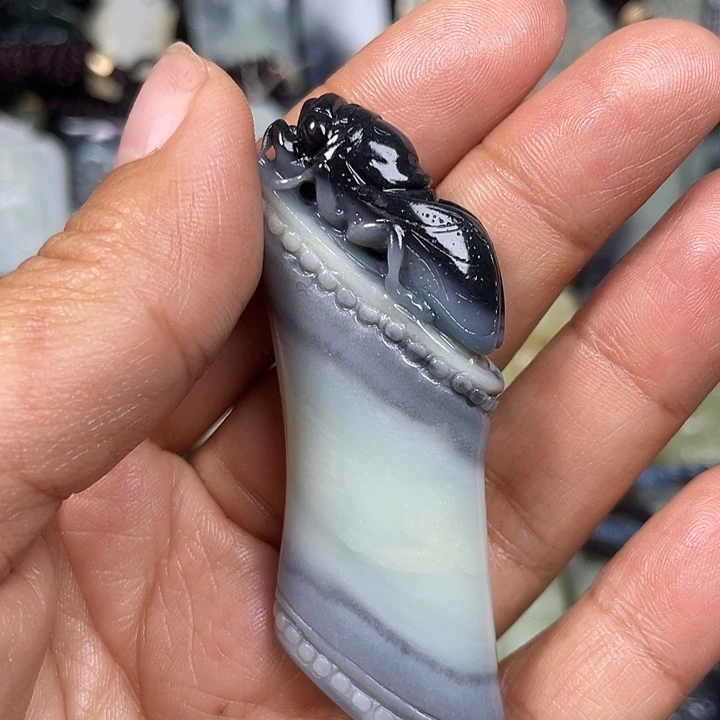 和田玉未镶嵌挂件