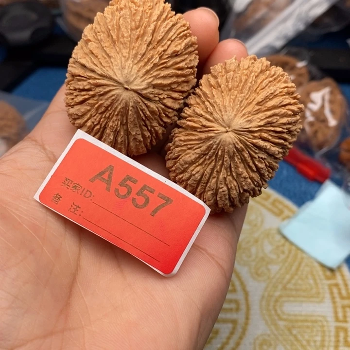 文玩核桃吊坠核桃