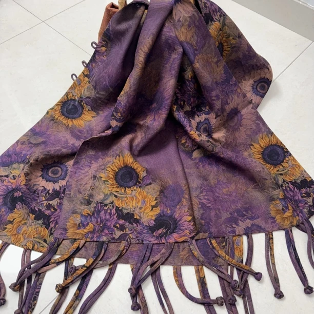 丝纡----向日葵  四经绞萝香云纱双层盘扣桑蚕丝围巾披肩200*50cm