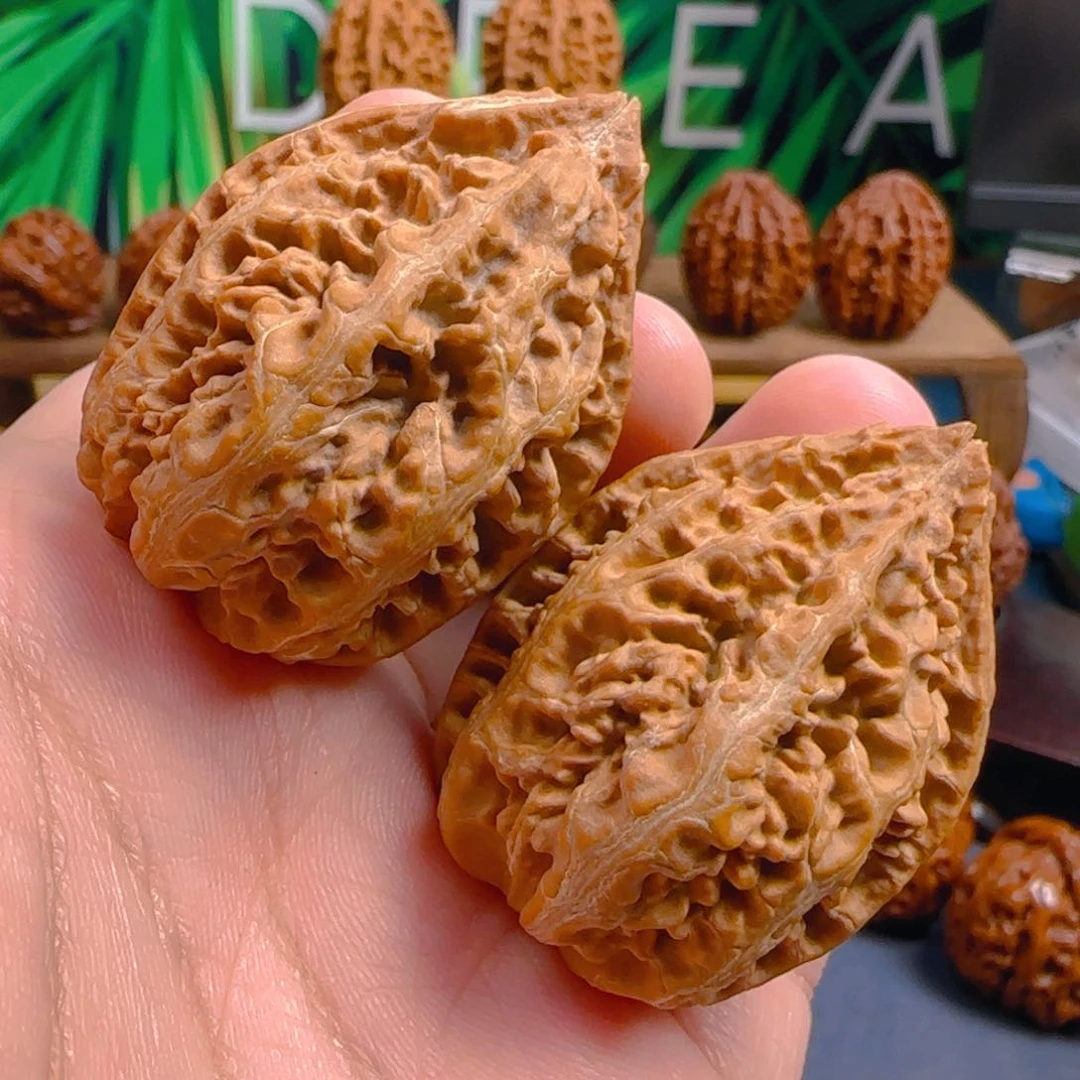 文玩核桃手串38宝塔