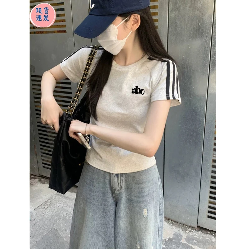 清仓捡漏~减龄气质百搭圆领插肩短袖T恤女2025设计感杠条修身上衣