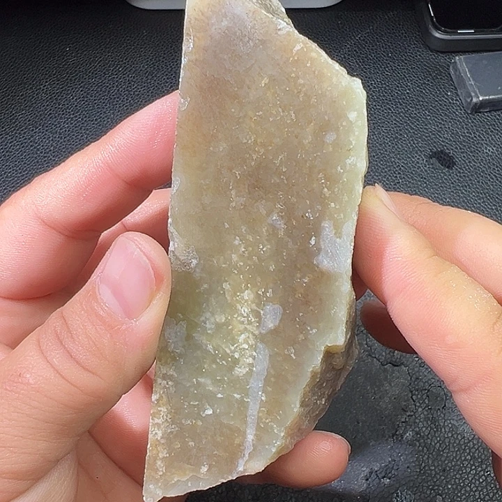 和田玉（糖玉）足银镶嵌车挂