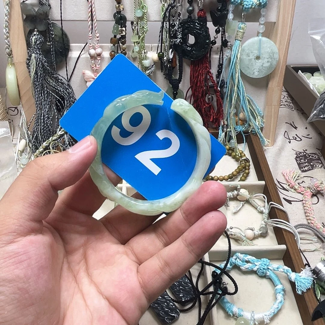 风***曦蛇纹石玉合金颈饰