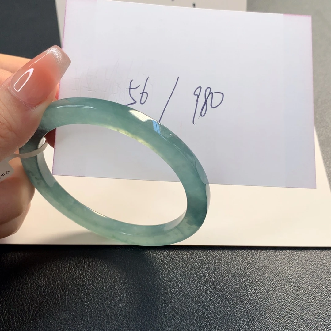 翡翠未镶嵌手镯手镯