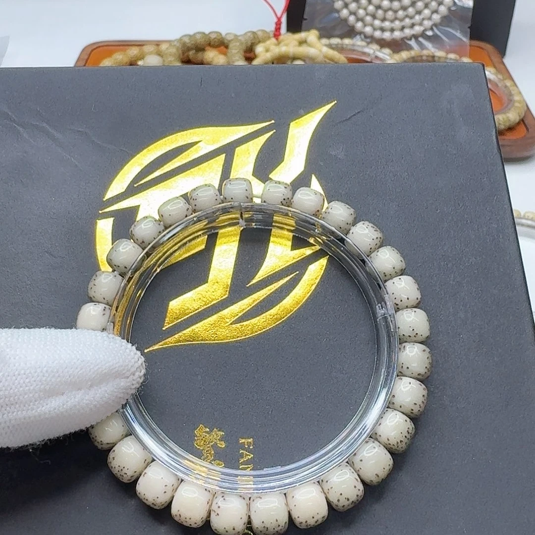 无***派吊坠星月菩提140梵天冰糖河豚8左右单一物一图