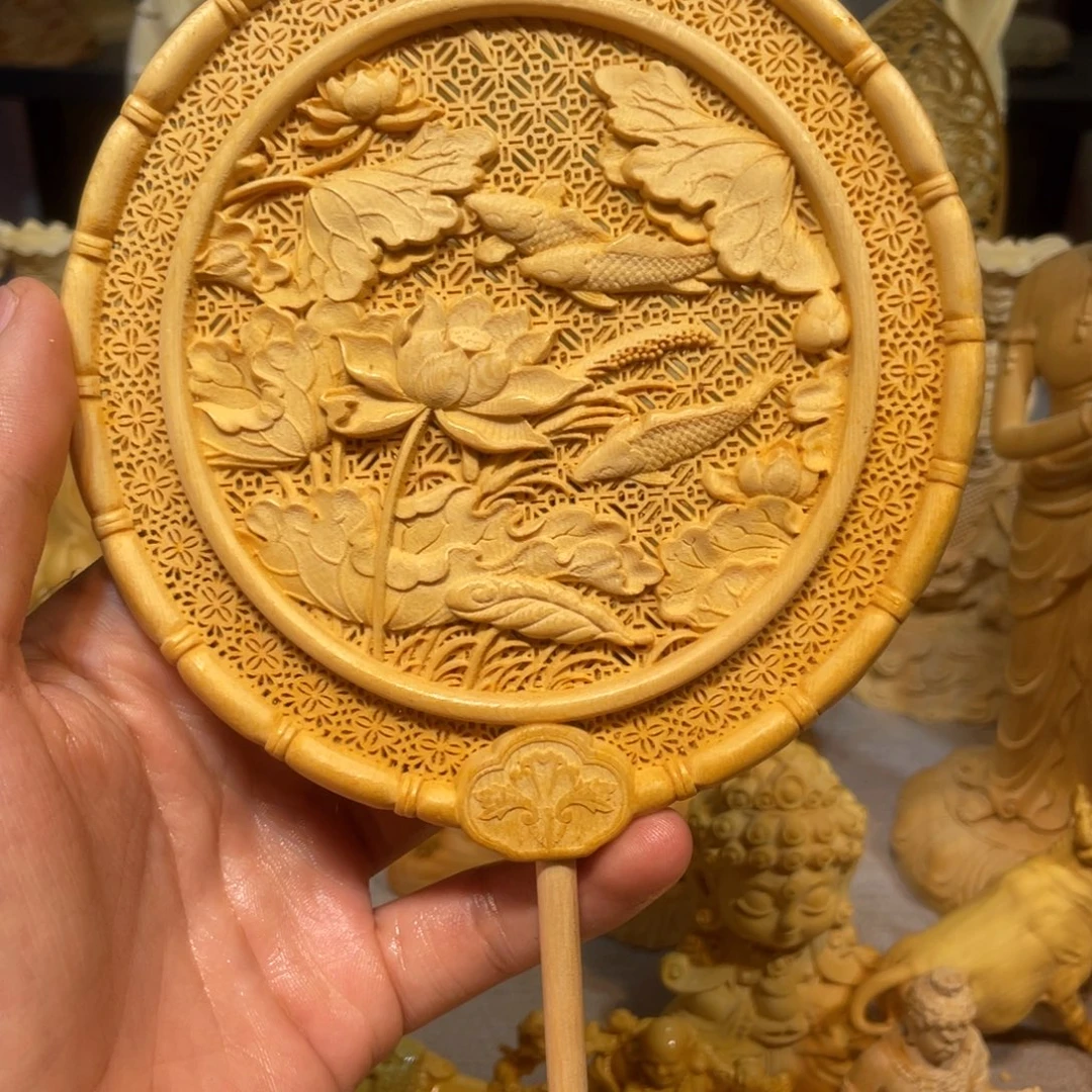 黄杨木年年有鱼扇子